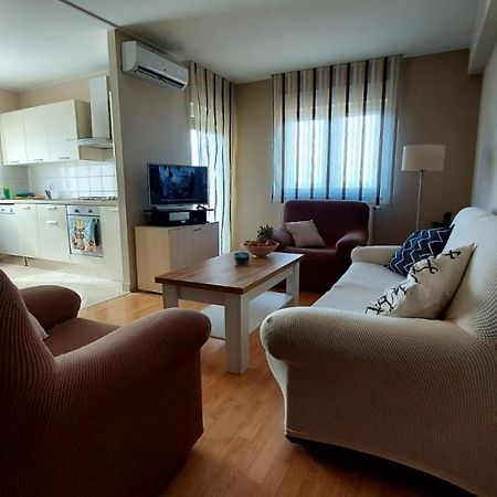 Apartman Ana Pula - Calm, Free Parking, Close To Center Kültér fotó