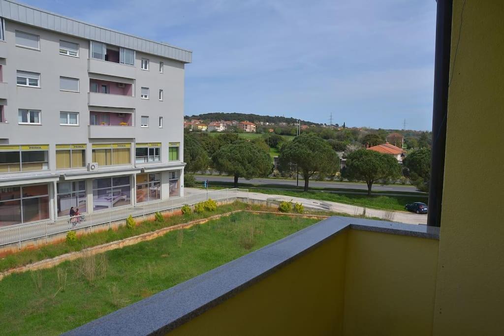 Apartman Ana Pula - Calm, Free Parking, Close To Center Kültér fotó