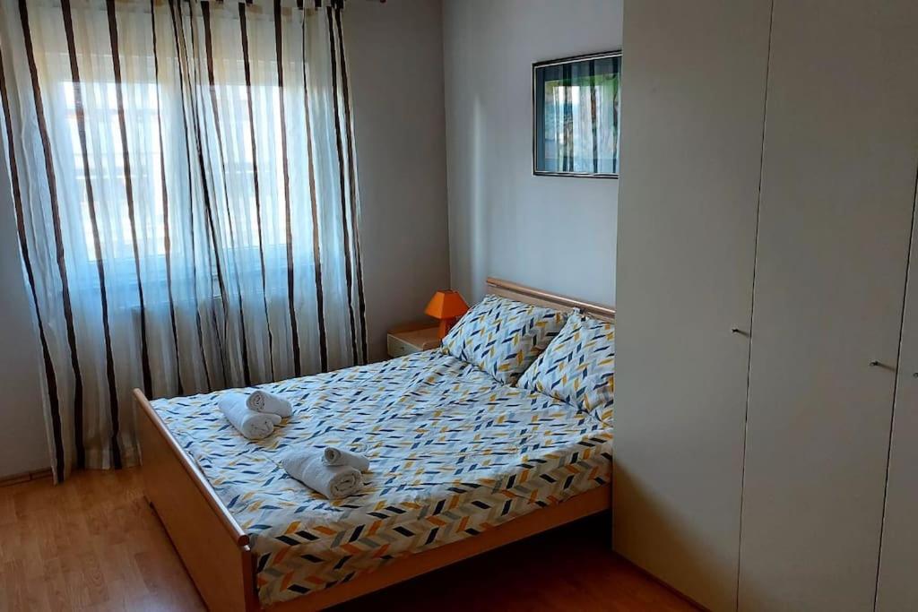 Apartman Ana Pula - Calm, Free Parking, Close To Center Kültér fotó